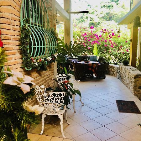 Casa Cereza Apartments Пуерто Валярта Екстериор снимка