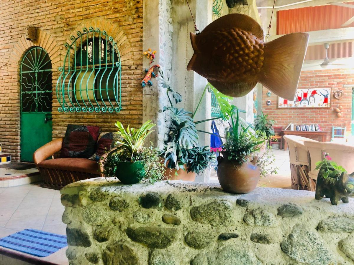 Casa Cereza Apartments Пуерто Валярта Екстериор снимка