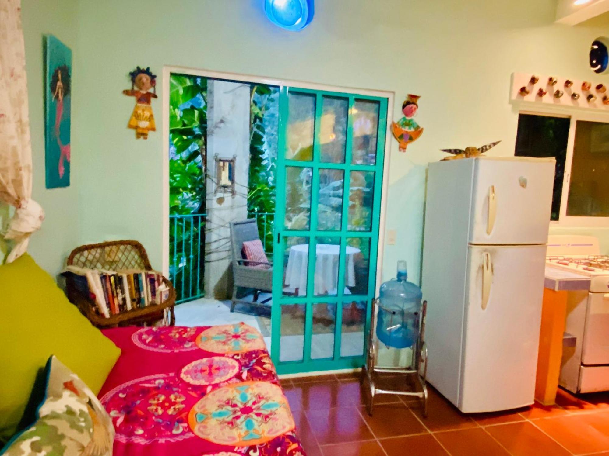Casa Cereza Apartments Пуерто Валярта Екстериор снимка