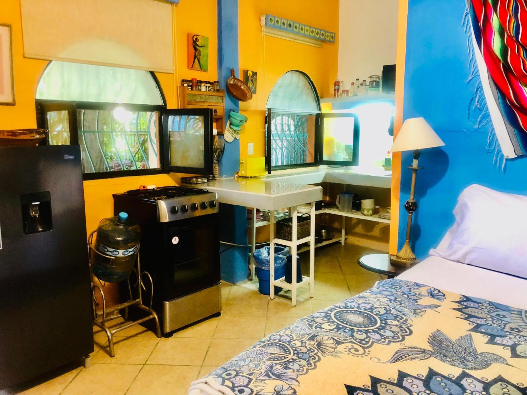 Casa Cereza Apartments Пуерто Валярта Екстериор снимка